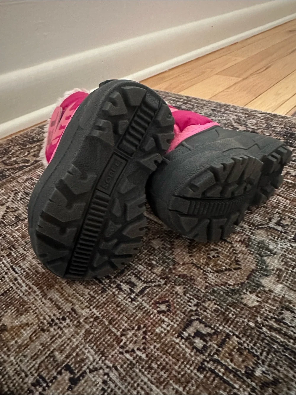 Sorel toddler Pink snow Boots with Faux-Fur Trim